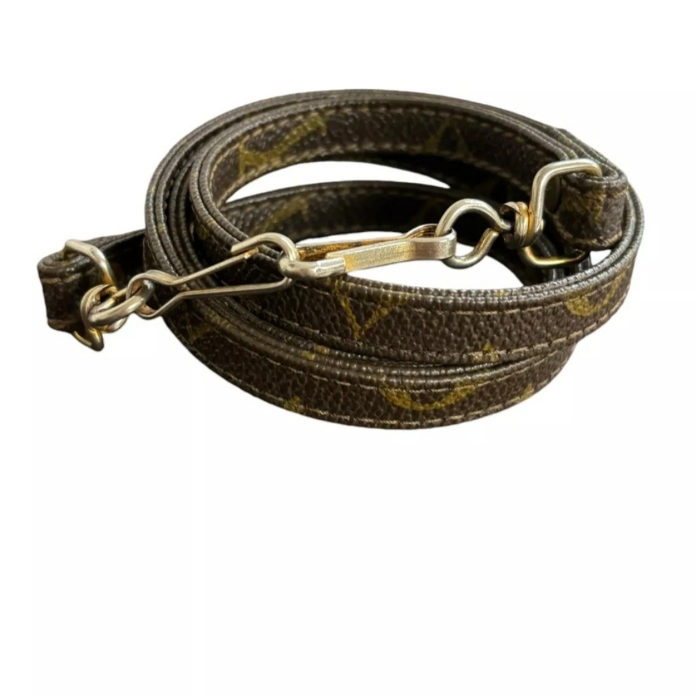 Winners choice Authentic LOUIS VUITTON Pre-owned Straps